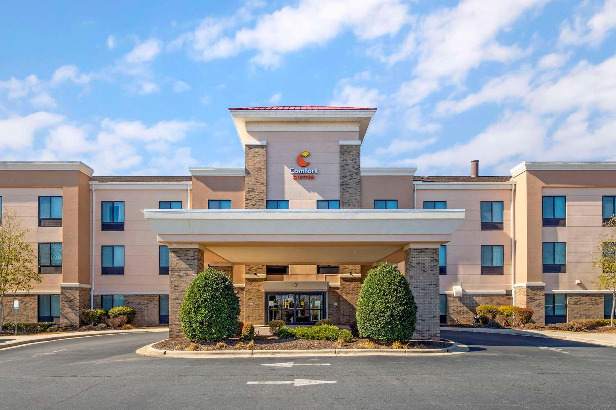 Comfort Suites Whitsett - Greensboro East Exteriör bild