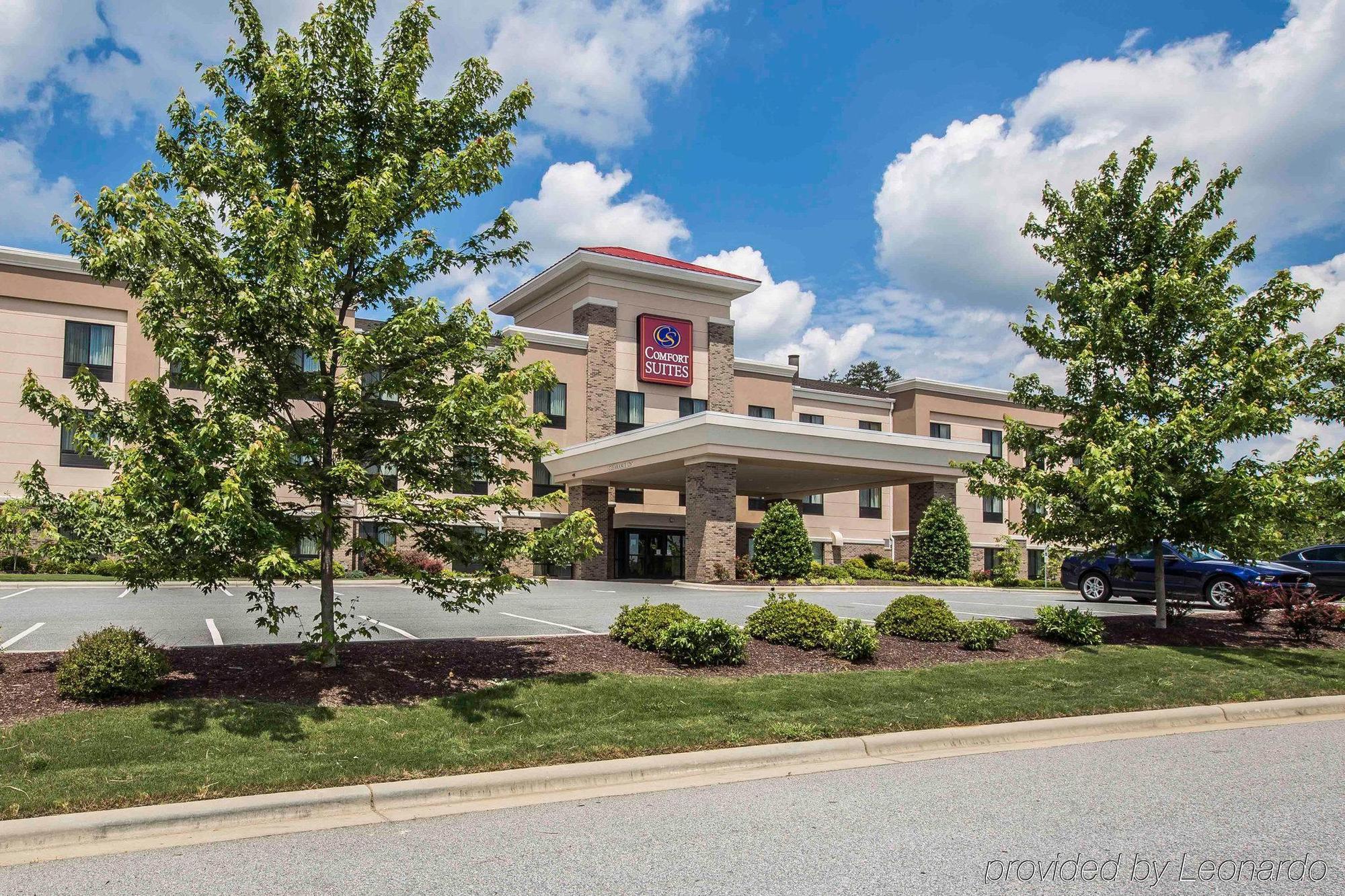 Comfort Suites Whitsett - Greensboro East Exteriör bild