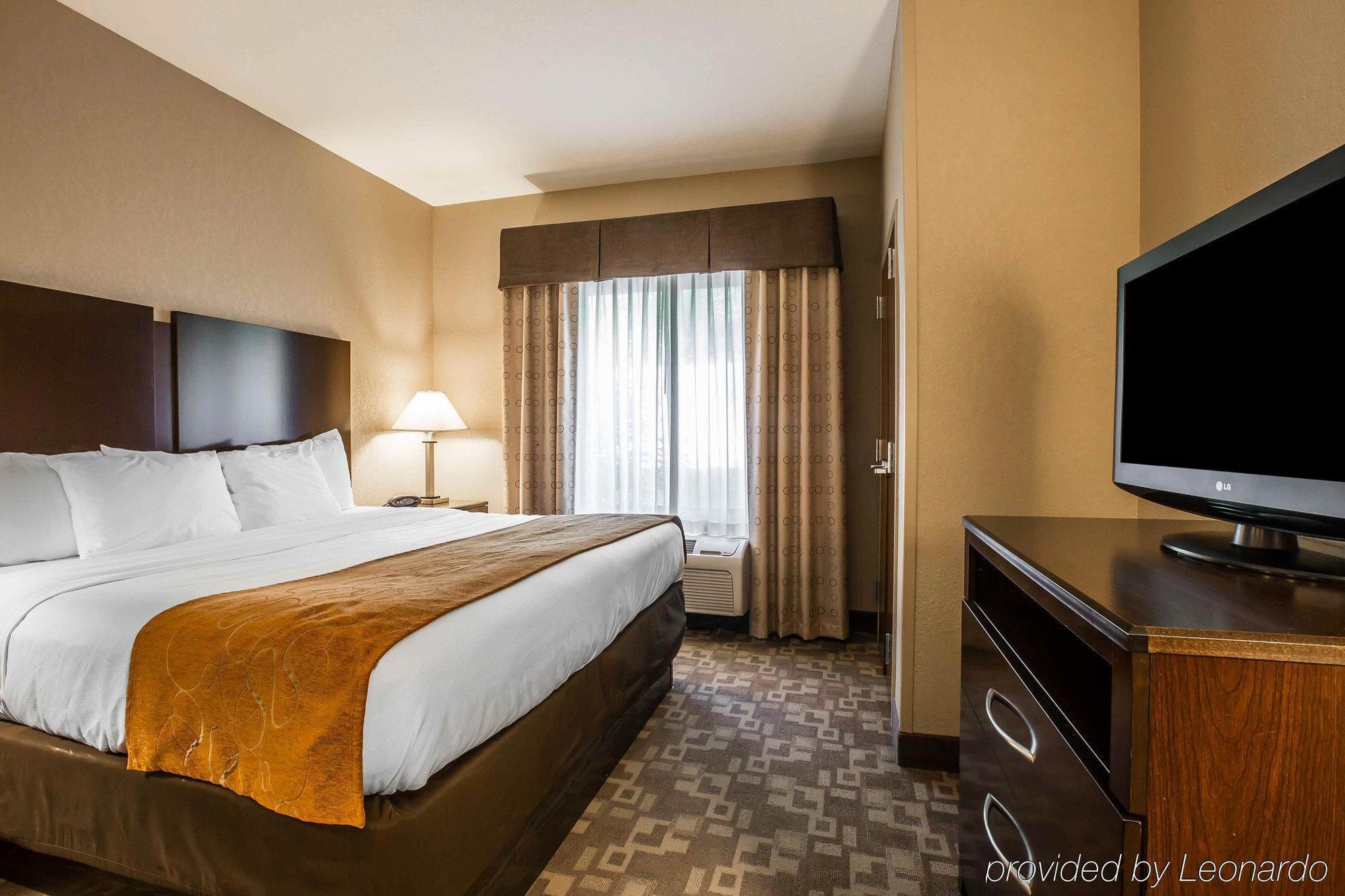 Comfort Suites Whitsett - Greensboro East Exteriör bild