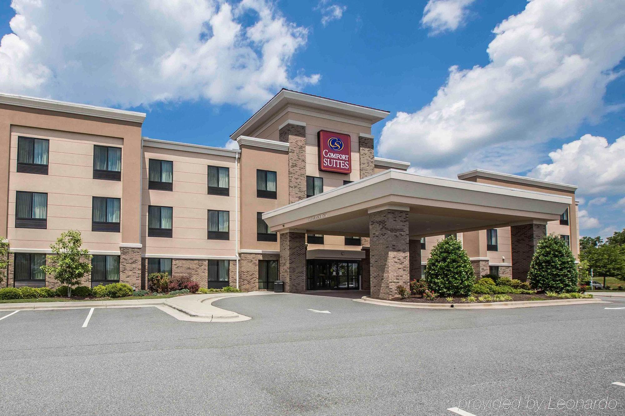 Comfort Suites Whitsett - Greensboro East Exteriör bild