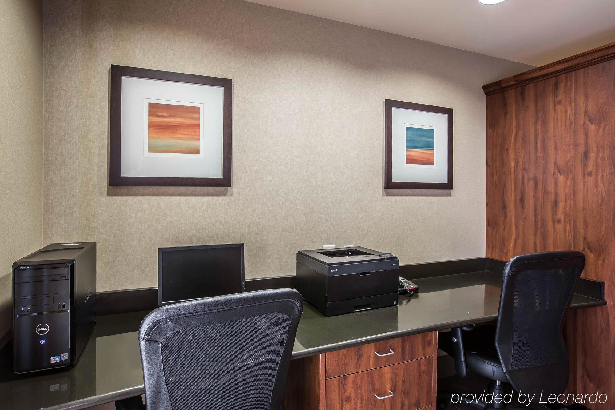 Comfort Suites Whitsett - Greensboro East Exteriör bild